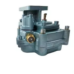 เครื่องขนส่งเร็ว 10JS140 10JSD160 12JS240 HOWO เครื่องขนส่ง HW19710 HW20716 และอุปกรณ์เสริมเครื่องขนส่งอื่น ๆ กล่องเกียร์