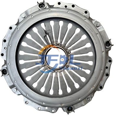 วัสดุเหล็กที่มีคุณภาพสูง กระดานบิน OEM 1601310-BB025 65x65x20mm สําหรับ FAW J7 Truck CA6DM3 Engine